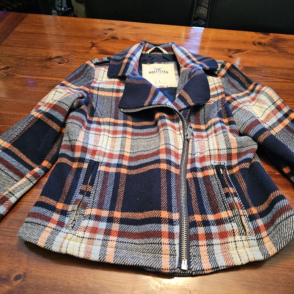 Vintage Hollister California plaid asymmetrical jacket. Size large. EUC‎